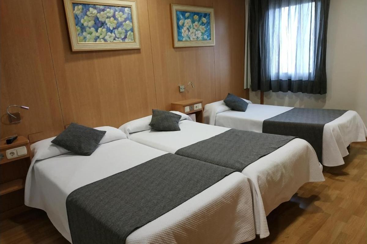 Iraipe Izaga Hostal โนไอน์ ภายนอก รูปภาพ